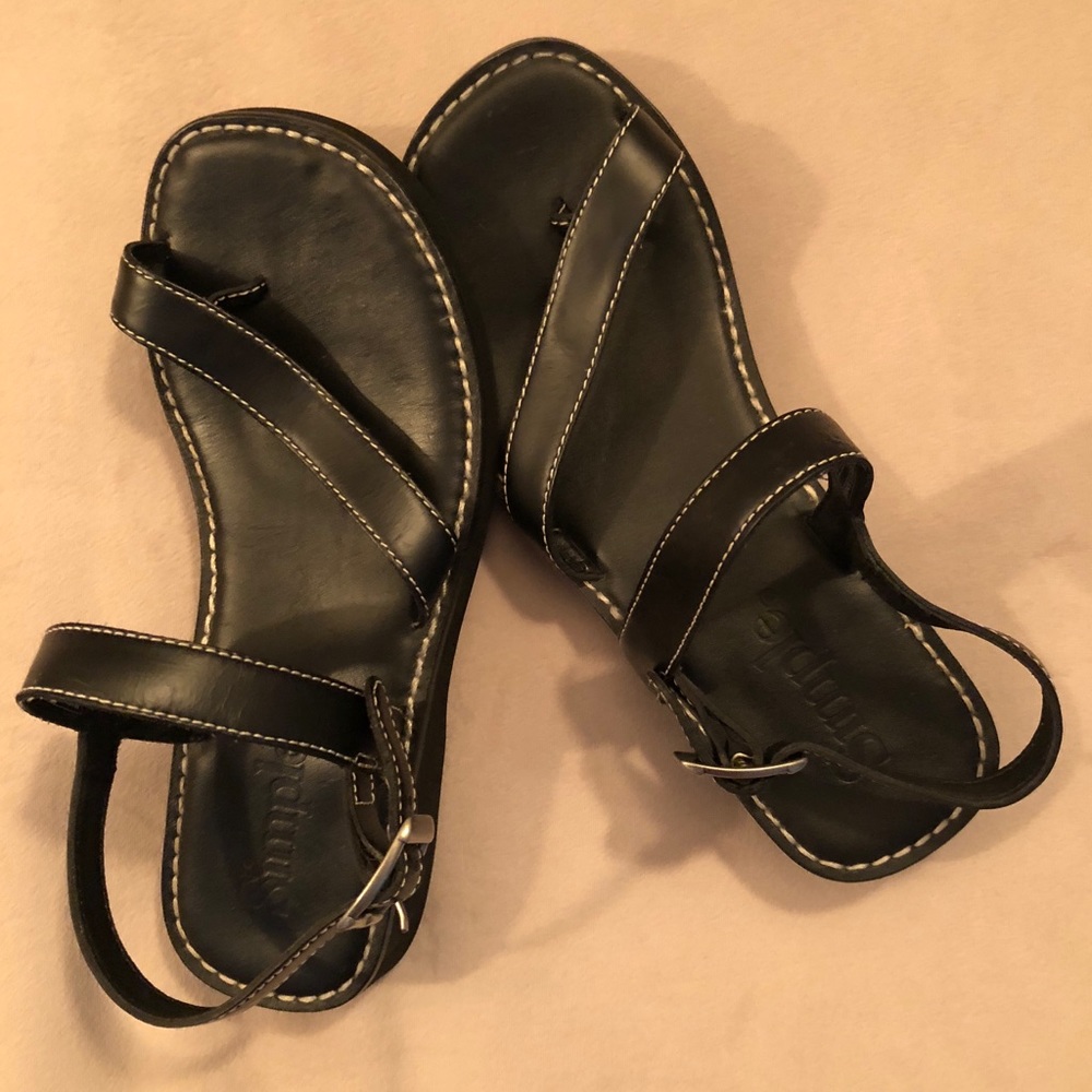 Simple brand thong sandals.